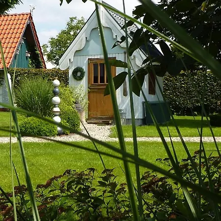 Romantikurlaub Im Zirkuswagen Apartment