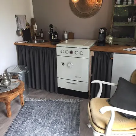 Apartment Romantikurlaub Im Zirkuswagen Hummel