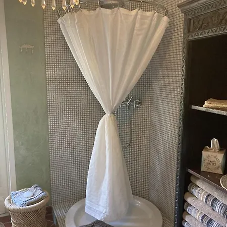 Romantikurlaub Im Zirkuswagen Apartment